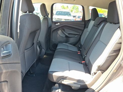 Used 2018 Ford Escape SE w/ SE Sync 3 Package AWD/4WD image 11