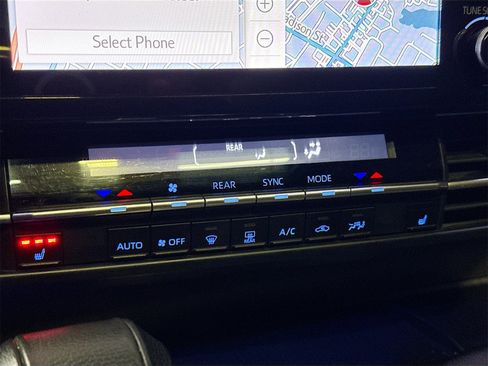 Used 2021 Toyota Sienna XSE image 16