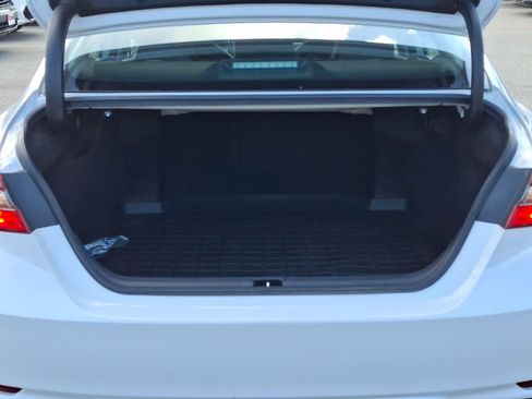Used 2023 Toyota Camry SE FWD image 32