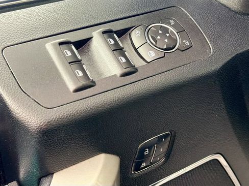 Used 2017 Ford F150 Lariat w/ Equipment Group 502A Luxury AWD/4WD image 18