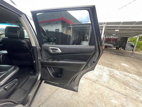 Used 2015 Nissan Pathfinder SL w/ Cargo Package FWD image 15