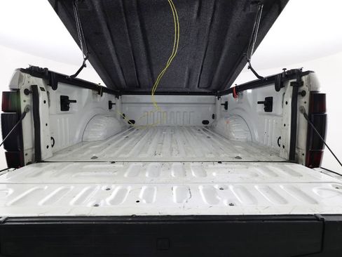 Used 2022 Ford F350 Platinum image 7