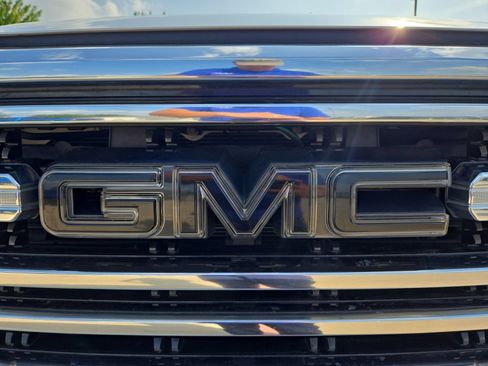 Used 2021 GMC Sierra 1500 SLT RWD image 9
