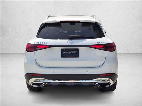 Certified 2026 Mercedes-Benz GLC 300 4MATIC image 7