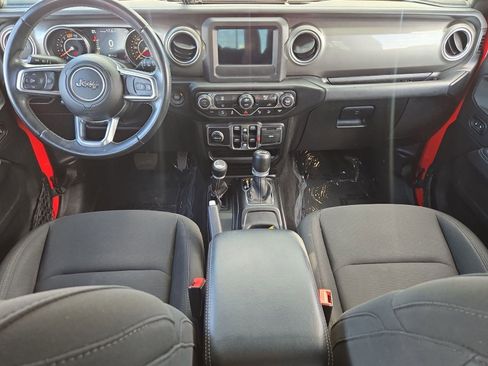 Used 2019 Jeep Wrangler Unlimited Sahara w/ Safety Group image 14