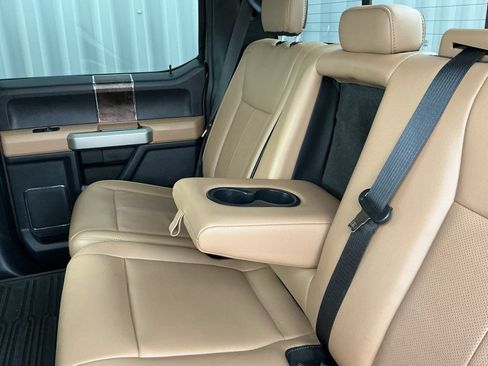 Used 2022 Ford F350 Lariat w/ Lariat Value Package AWD/4WD image 22
