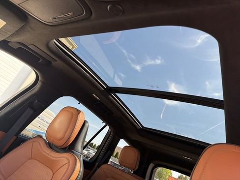 Used 2025 Lincoln Aviator Black Label image 29