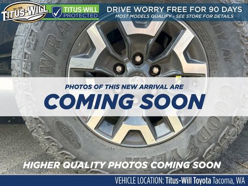 Used 2023 Toyota Tacoma TRD Off-Road w/ Technology Package AWD/4WD image 4