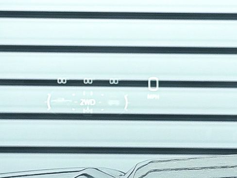 Used 2024 GMC Sierra 2500 AT4 w/ AT4 Premium Plus Package image 10