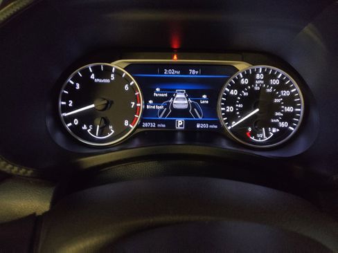 Used 2025 Nissan Sentra SV FWD image 23