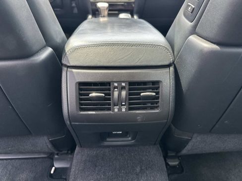 Used 2015 Lexus LS 460 w/ Comfort Package RWD image 14