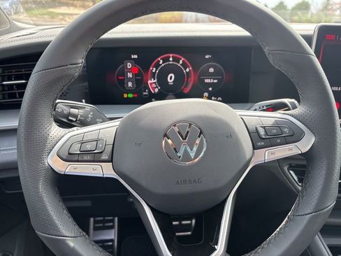 New 2026 Volkswagen Tiguan SE R-Line AWD/4WD image 12