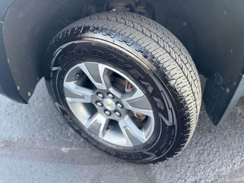 Used 2015 Chevrolet Colorado Z71 image 44