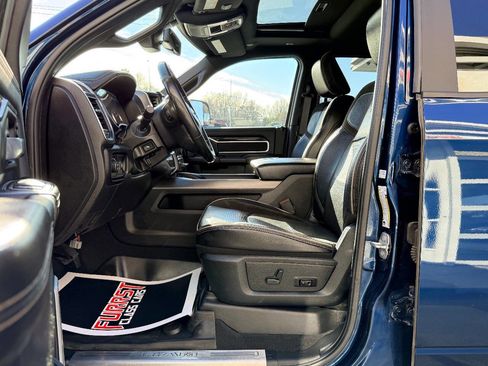 Used 2022 RAM 2500 Laramie w/ Night Edition image 17