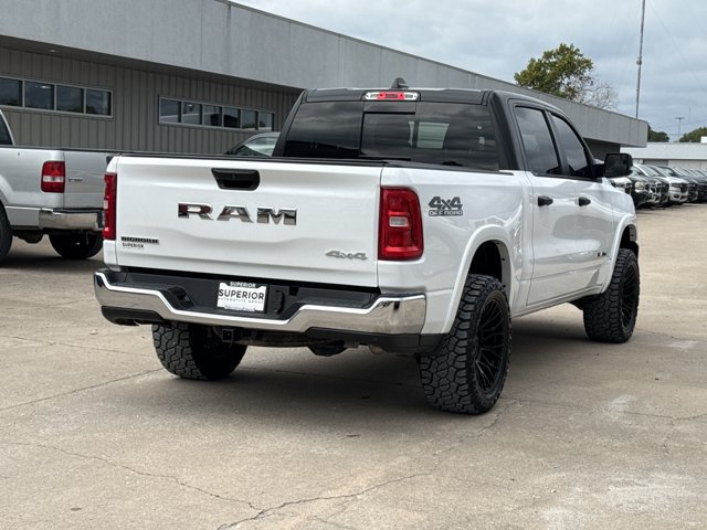 Used 2025 RAM 1500 Big Horn AWD/4WD image 3