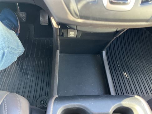 Used 2018 Honda Odyssey EX-L image 17