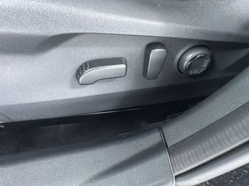 Certified 2023 Subaru Outback Limited w/ Tech Package 2 image 13