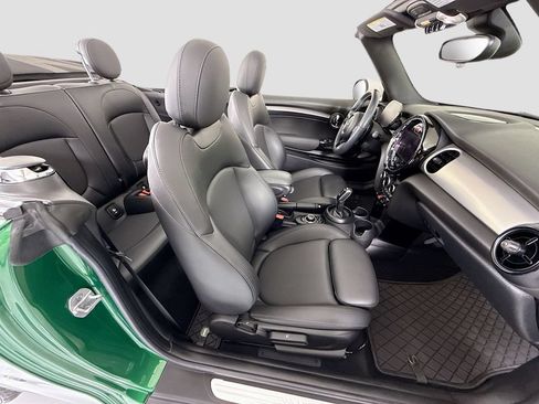 Certified 2022 MINI Cooper S w/ Premium Package FWD image 28