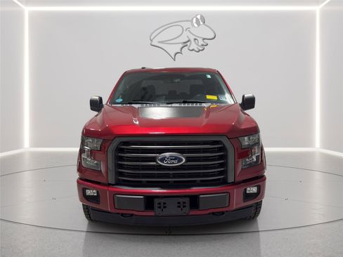 Used 2017 Ford F150 XLT w/ Equipment Group 302A Luxury AWD/4WD image 10
