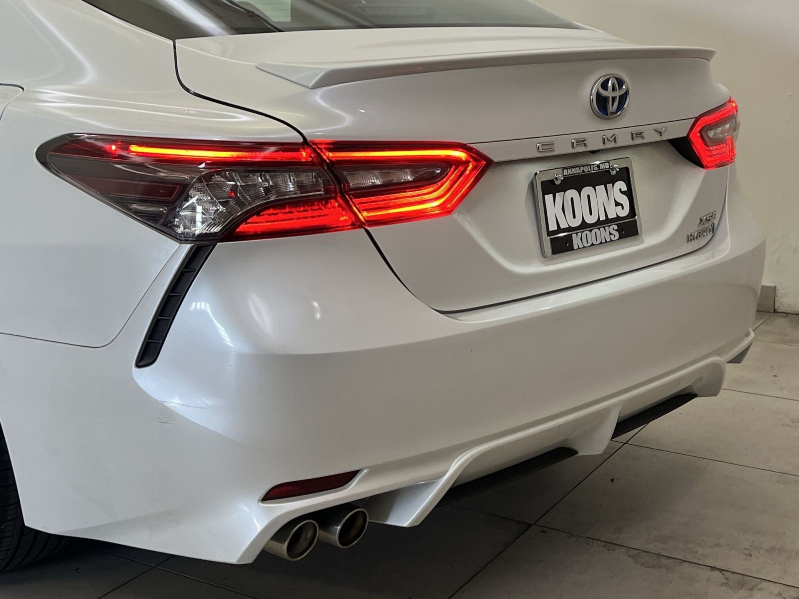 Used 2021 Toyota Camry XSE FWD image 29