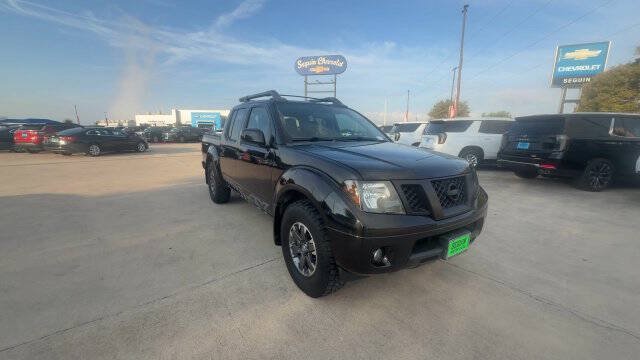 Used 2020 Nissan Frontier PRO-4X w/ Pro-4x Utility Package AWD/4WD image 2
