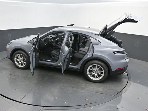 New 2026 Porsche Cayenne Coupe image 45