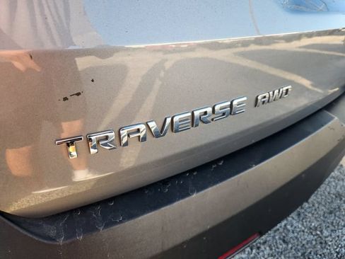 Used 2023 Chevrolet Traverse LT AWD/4WD image 9