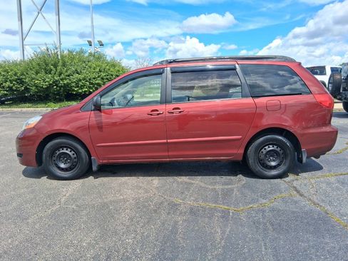 Used 2006 Toyota Sienna CE FWD image 4