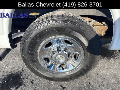 Used 2015 Chevrolet Express 2500 RWD image 29