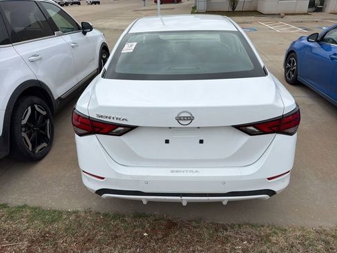 Used 2024 Nissan Sentra S image 5