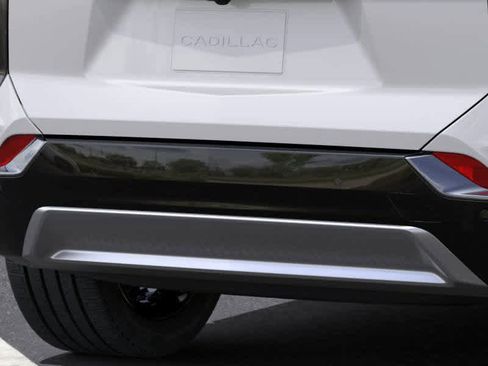 New 2025 Cadillac Optiq Sport 2 w/ LPO, ONYX Package image 31