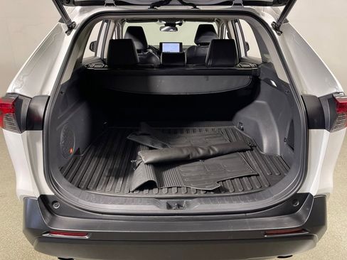 Certified 2023 Toyota RAV4 XLE Premium image 10