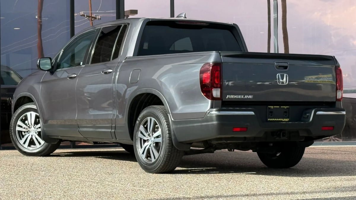 Used 2017 Honda Ridgeline RTS image 7