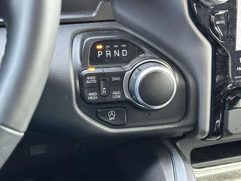 Used 2023 RAM 1500 Big Horn AWD/4WD image 25