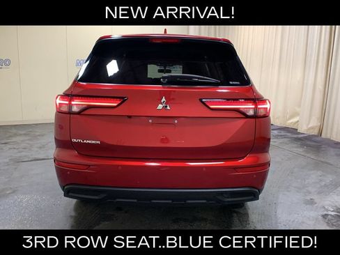 Used 2024 Mitsubishi Outlander ES AWD/4WD image 4