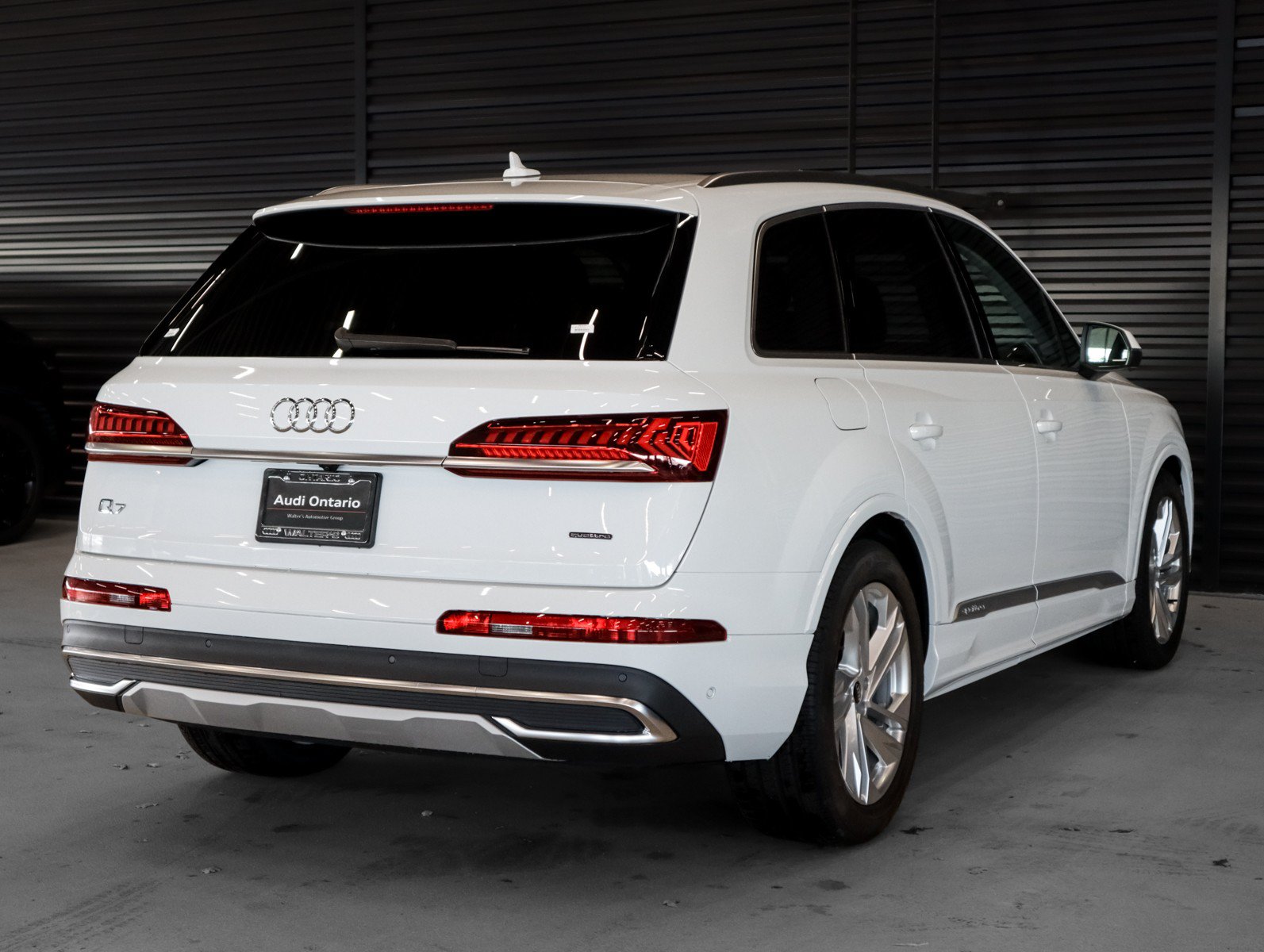Used 2021 Audi Q7 3.0T Prestige w/ Prestige Package AWD/4WD image 18