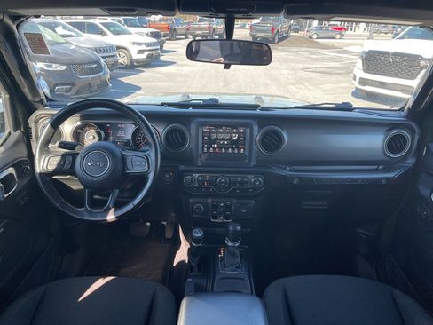 Used 2022 Jeep Wrangler Unlimited Sport image 8