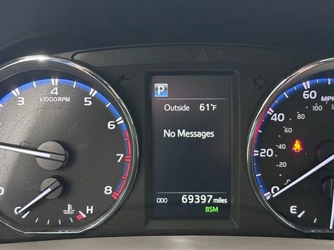 Used 2016 Toyota RAV4 Limited AWD/4WD image 26
