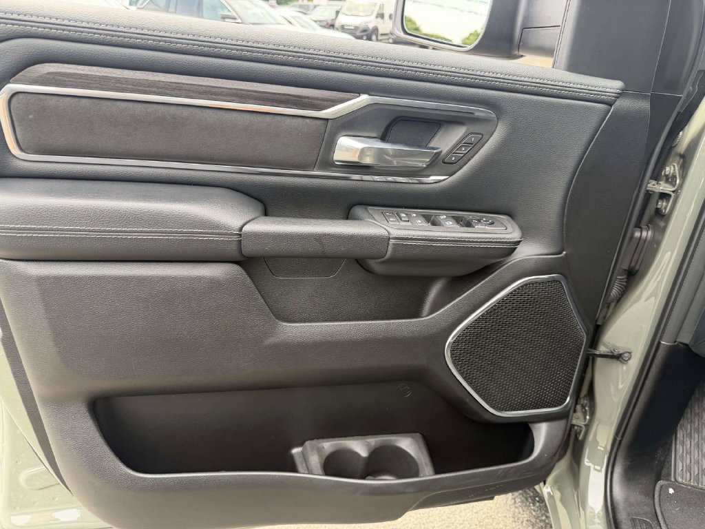 Used 2026 RAM 1500 Laramie AWD/4WD image 24
