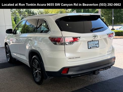 Used 2016 Toyota Highlander XLE AWD/4WD image 5