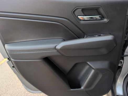 Used 2024 Chevrolet Colorado LT w/ LT Convenience Package III RWD image 33