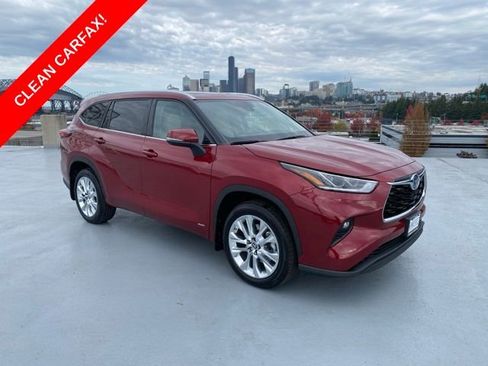 Used 2022 Toyota Highlander Limited image 1