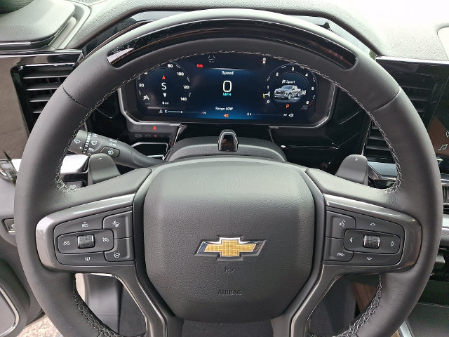 Used 2026 Chevrolet Silverado 1500 High Country w/ Technology Package AWD/4WD image 4