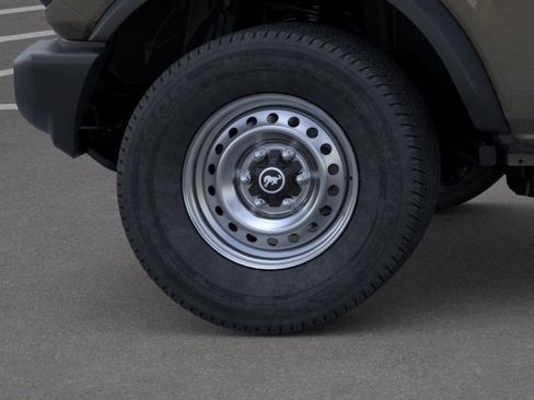 New 2025 Ford Bronco 4-Door image 21
