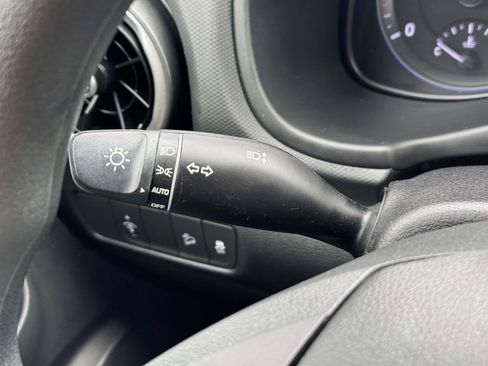 Used 2023 Hyundai Kona SEL image 19