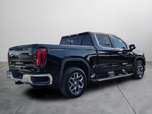 Used 2023 GMC Sierra 1500 SLT w/ SLT Premium Plus Package RWD image 4