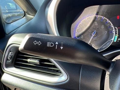Used 2026 Chrysler Pacifica Select FWD image 23