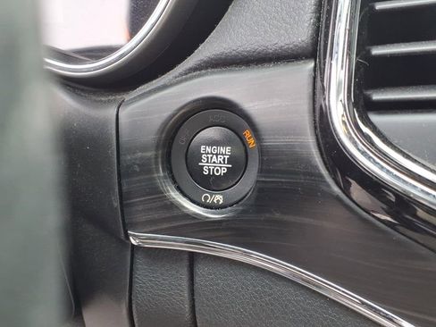 Used 2020 Jeep Grand Cherokee Limited w/ Luxury Group II image 14