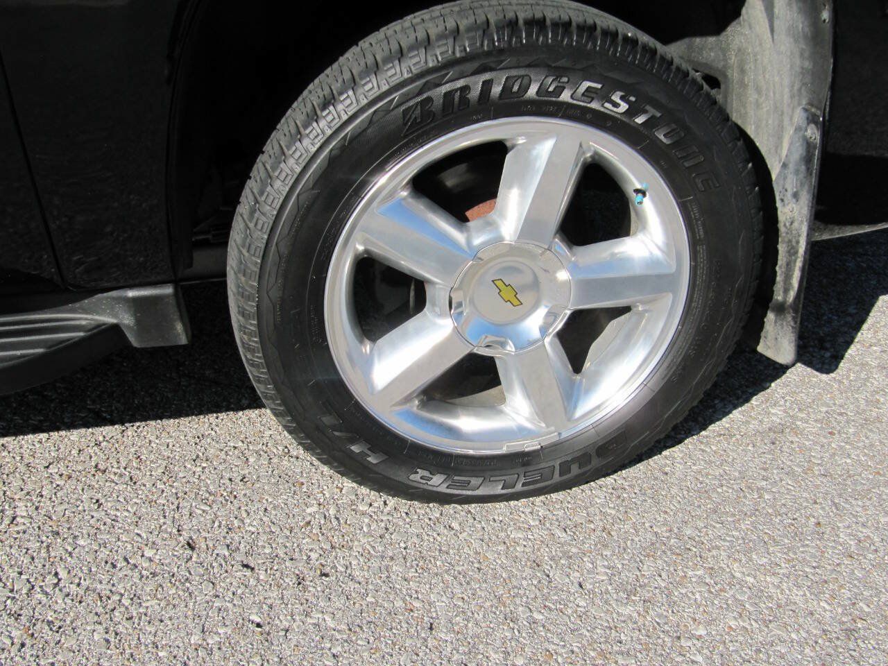 Used 2008 Chevrolet Avalanche LTZ w/ LTZ Preferred Equipment Group AWD/4WD image 9