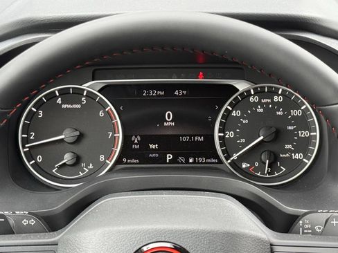 Used 2026 Nissan Rogue SV AWD/4WD image 28